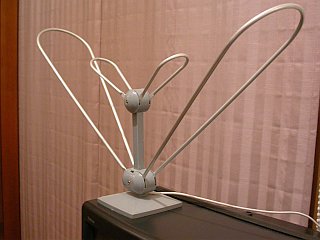 Rabbit ears antenna